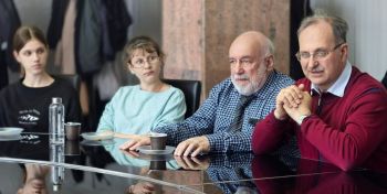 «Представьте, что вы – пучок электронов»*: ИЯФ СО РАН показал школьникам настоящую науку