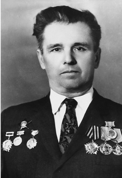 Петров