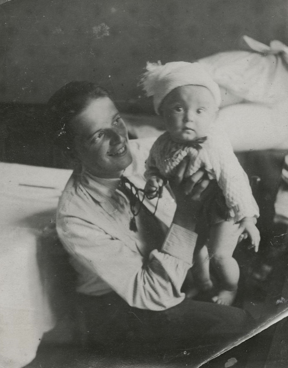 Светик с мамой. 1936 г. Фото из личного архива